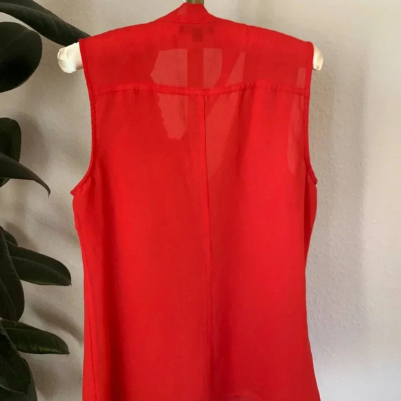 Gap Sheer Sleeveless Asymmetrical Tie Blouse Sz M - Picture 4 of 4